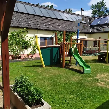 Rodinny Bavlnka Dvory nad Luznici